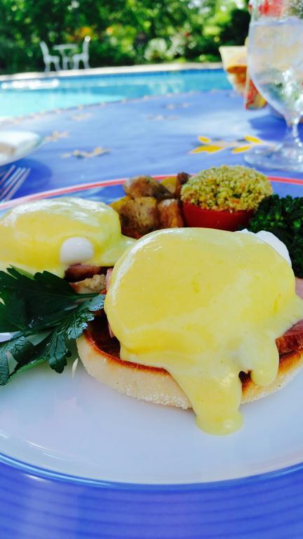 L'Auberge Provencale Inn & Restaurant Boyce ภายนอก รูปภาพ